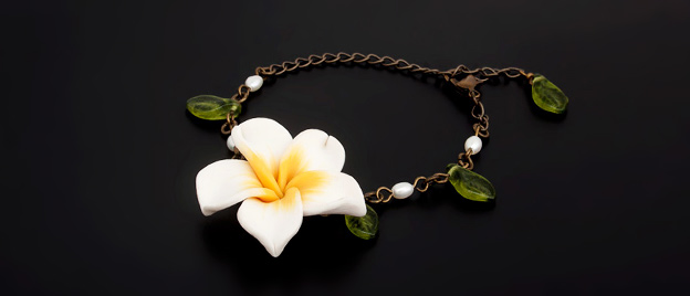 Купить женский браслет с цветком Flor